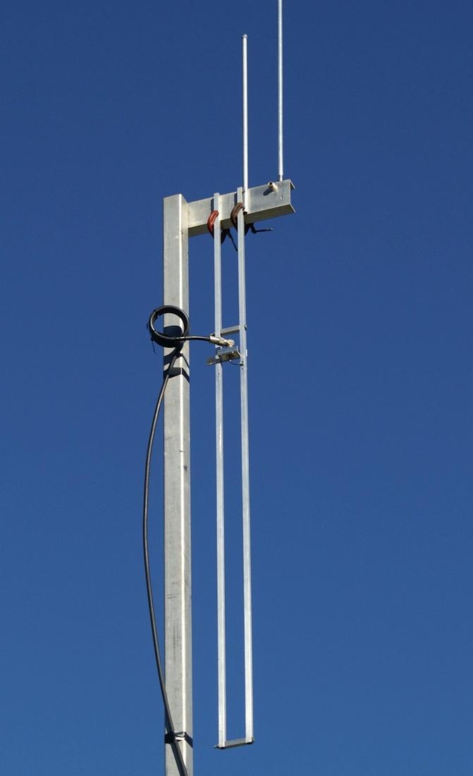 2 meter slot antenna on dish antenna